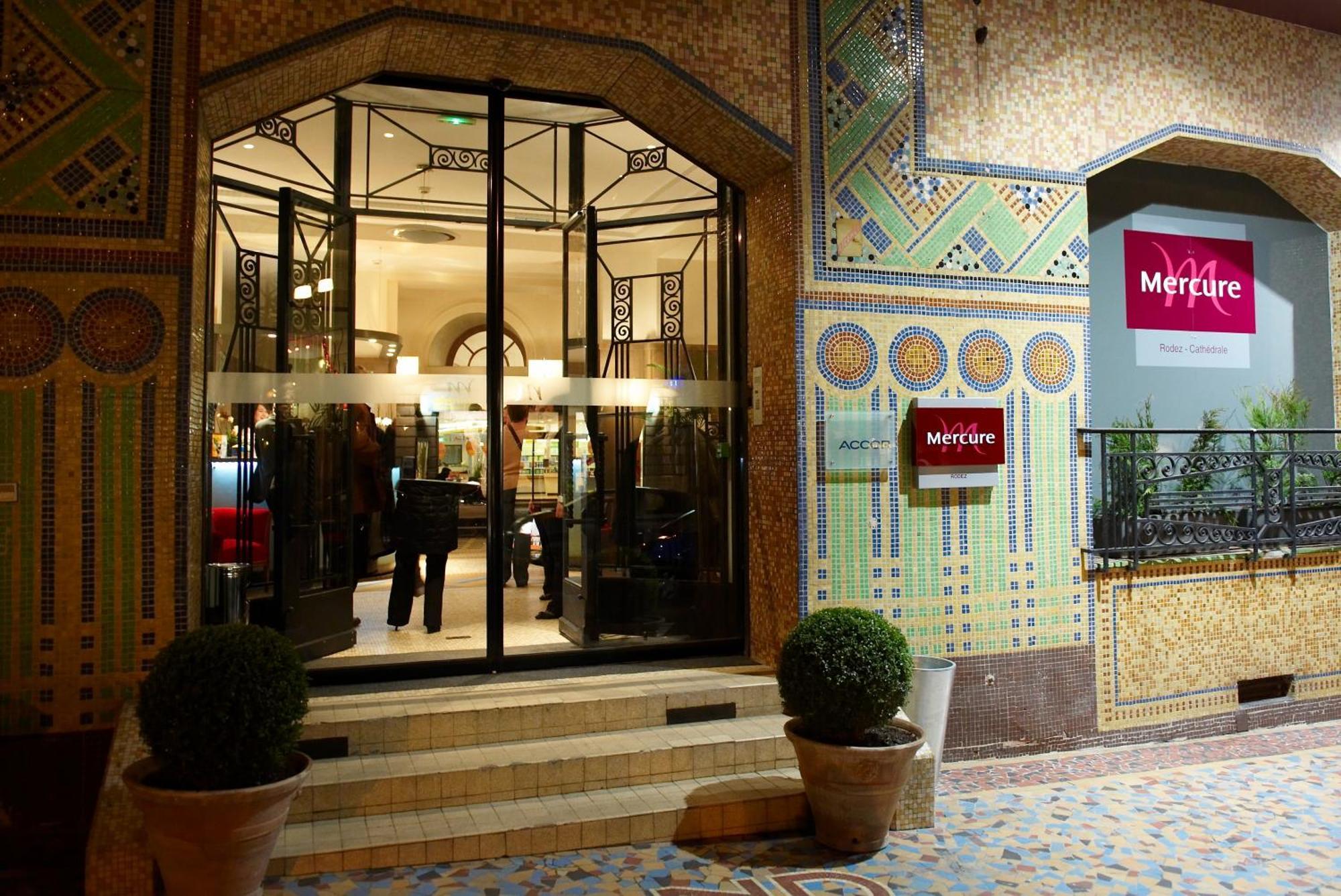 Hotel Mercure Rodez Cathedrale Экстерьер фото