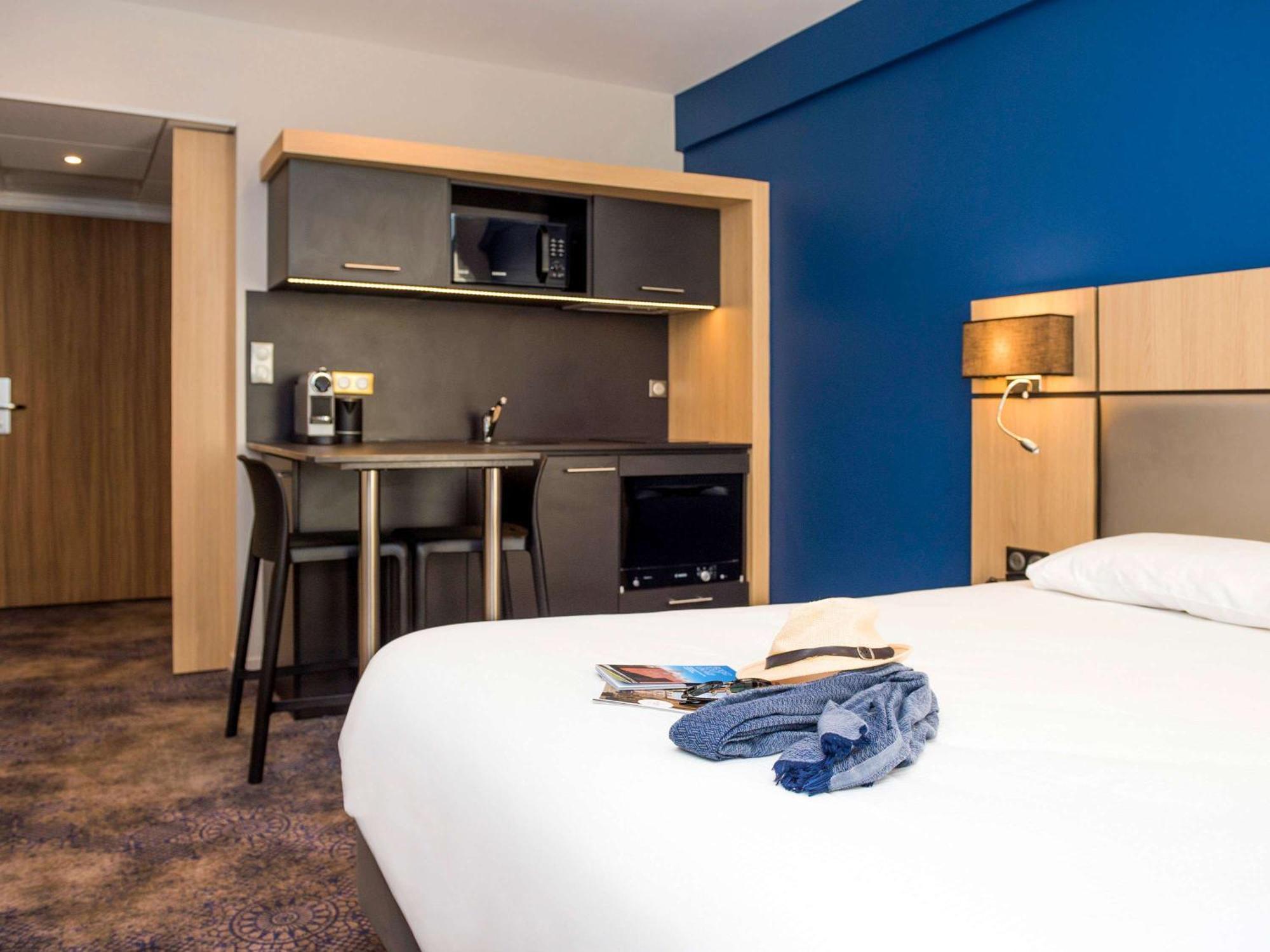 Hotel Mercure Rodez Cathedrale Экстерьер фото