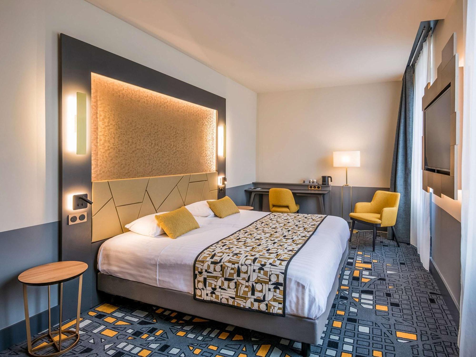 Hotel Mercure Rodez Cathedrale Экстерьер фото
